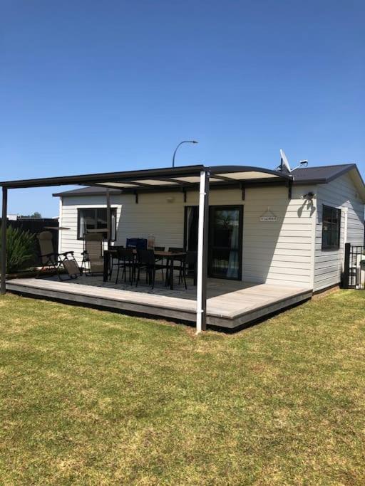 Вилла Whitianga Kiwi Bach Экстерьер фото