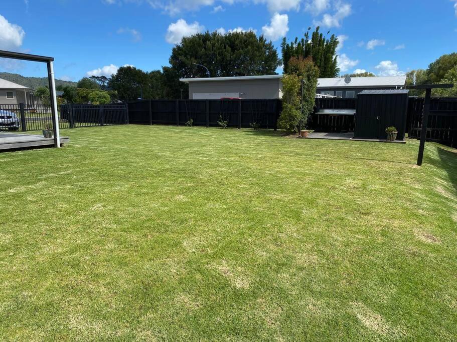 Вилла Whitianga Kiwi Bach Экстерьер фото